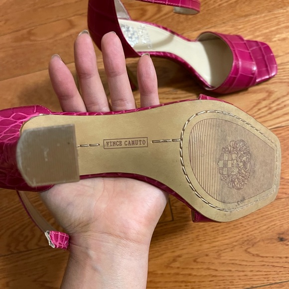 Fuchsia Croc Print Heels from Vince Camuto - Picture 3 of 4